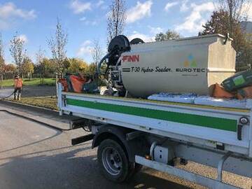 Hydroseeding : une solution innovante pour l'engazonnement des pentes et terrains difficiles